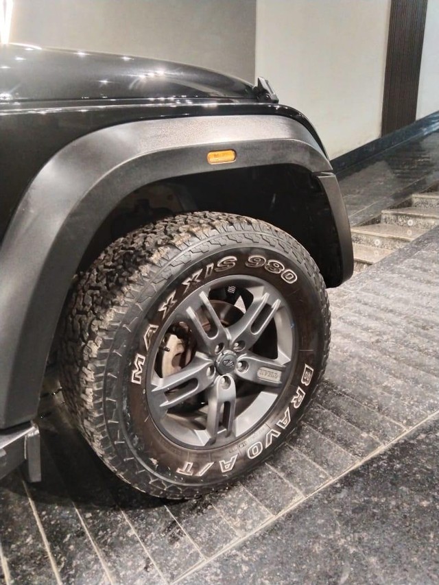 Second-hand 2022 Mahindra Thar LX 4WD Convert Top Diesel AT BSVI for sale in New Delhi-5