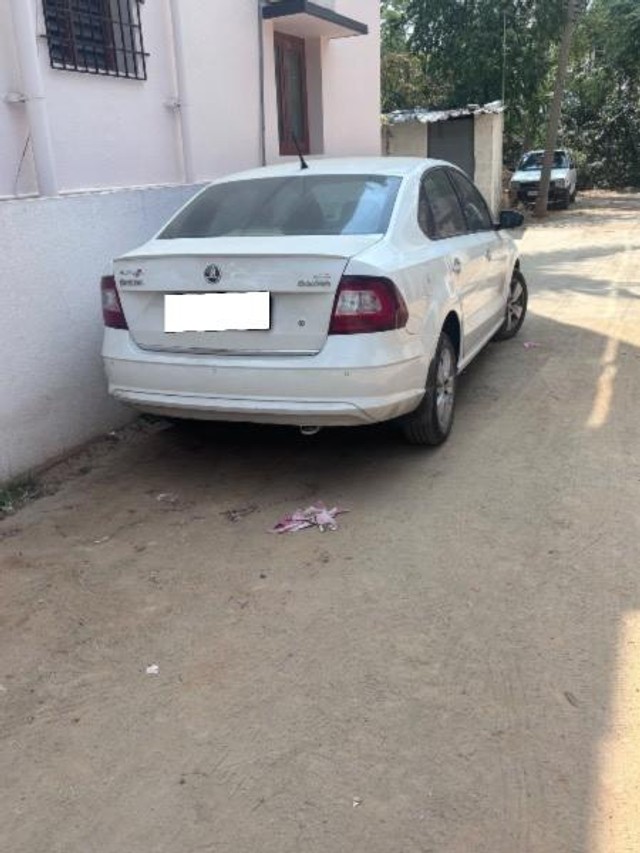 Second-hand 2017 Skoda Rapid 1.5 TDI AT Style BSIV for sale in Salem-7