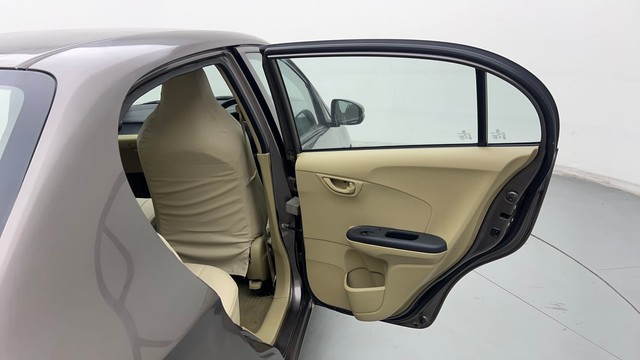 Second-hand 2014 Honda Amaze S i-VTEC for sale in New Delhi-32