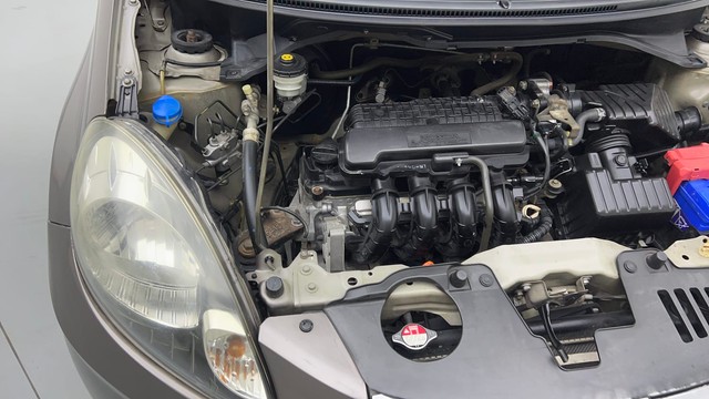 Second-hand 2014 Honda Amaze S i-VTEC for sale in New Delhi-35