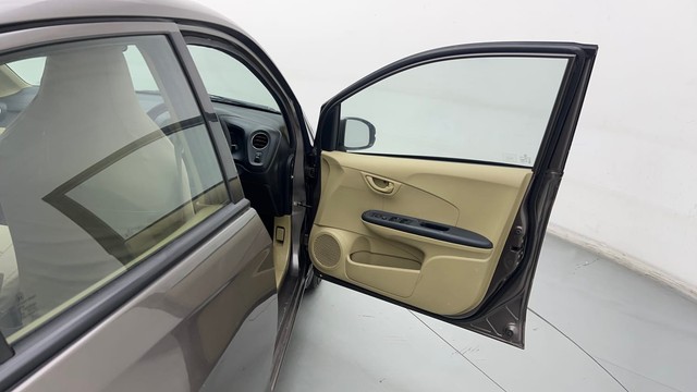 Second-hand 2014 Honda Amaze S i-VTEC for sale in New Delhi-16