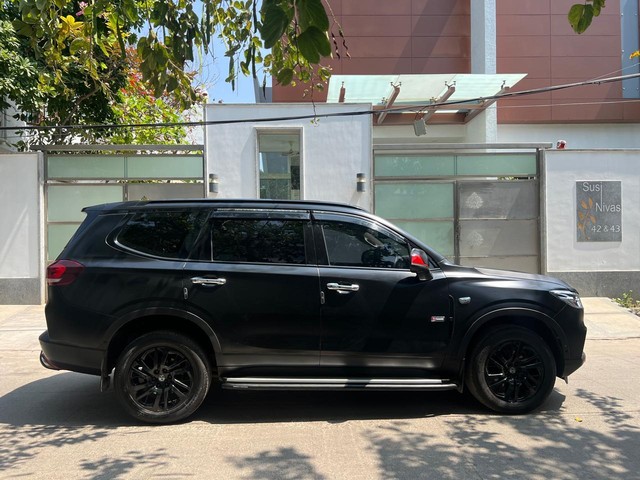 Second-hand 2024 MG Gloster Black Storm 4x4 7Str for sale in Chennai-1