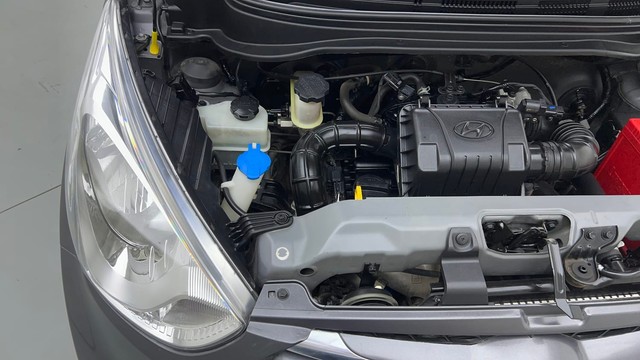 Second-hand 2015 Hyundai EON Magna for sale in New Delhi-27