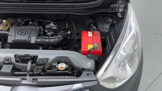 Second-hand 2015 Hyundai EON Magna for sale in New Delhi-36