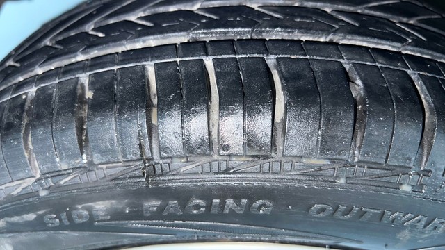 Second-hand 2015 Hyundai EON Magna for sale in New Delhi-39