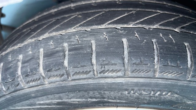 Second-hand 2015 Hyundai EON Magna for sale in New Delhi-23