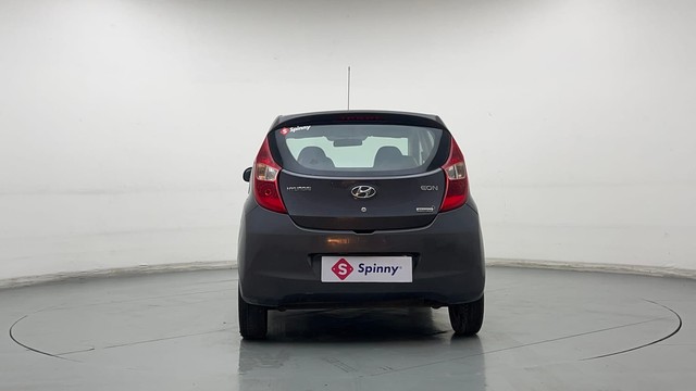 Second-hand 2015 Hyundai EON Magna for sale in New Delhi-4
