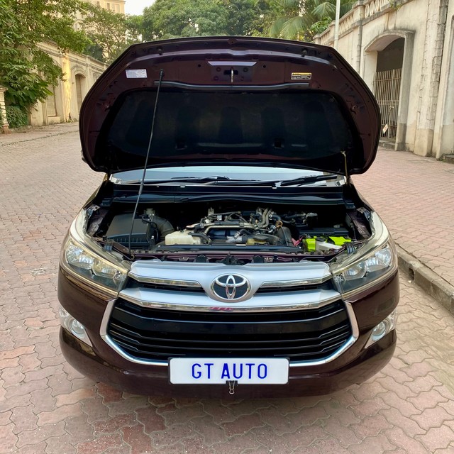 Second-hand 2018 Toyota Innova Crysta 2.8 GX AT BSIV for sale in Thane-6