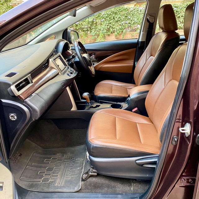 Second-hand 2018 Toyota Innova Crysta 2.8 GX AT BSIV for sale in Thane-16