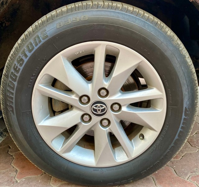 Second-hand 2018 Toyota Innova Crysta 2.8 GX AT BSIV for sale in Thane-8