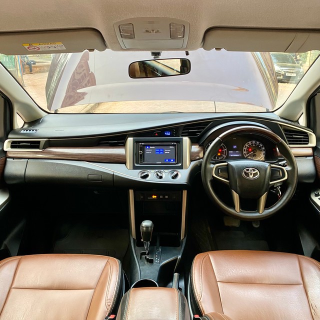 Second-hand 2018 Toyota Innova Crysta 2.8 GX AT BSIV for sale in Thane-18