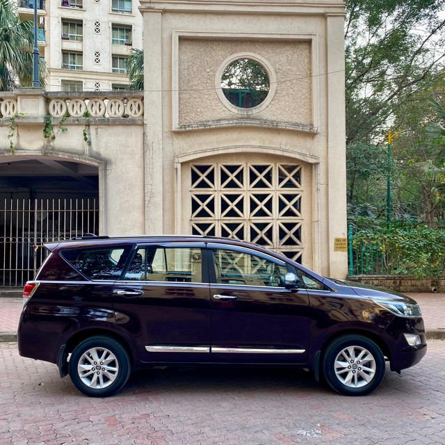 Second-hand 2018 Toyota Innova Crysta 2.8 GX AT BSIV for sale in Thane-14