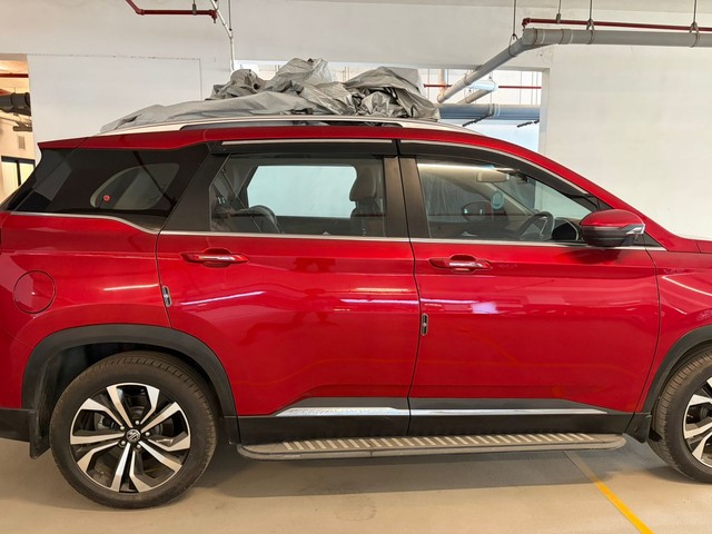 Second-hand 2024 MG Hector Plus Savvy Pro CVT 2023-2025 for sale in Gurgaon-1