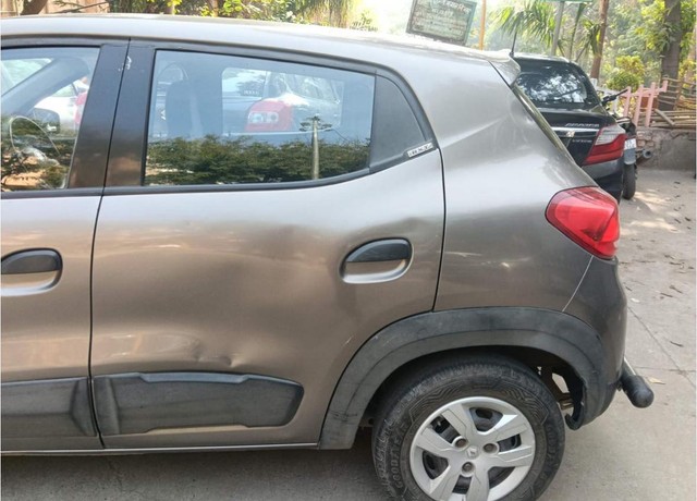 Second-hand 2016 Renault KWID RXT for sale in Noida-3