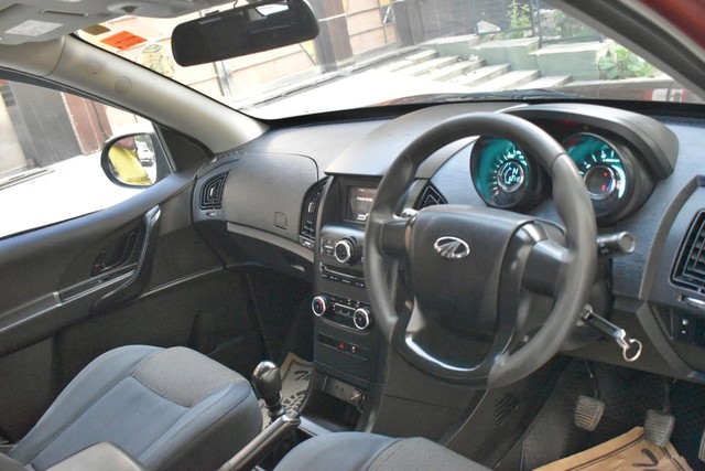 Second-hand 2018 Mahindra XUV500 W5 BSIV for sale in Gurgaon-16