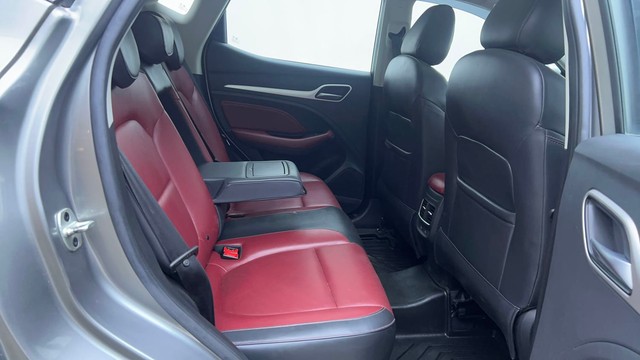 Second-hand 2022 MG Astor Savvy Sangria CVT for sale in Hyderabad-38