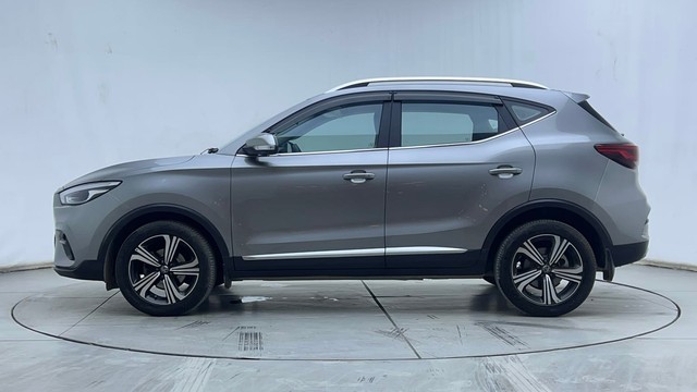 Second-hand 2022 MG Astor Savvy Sangria CVT for sale in Hyderabad-6