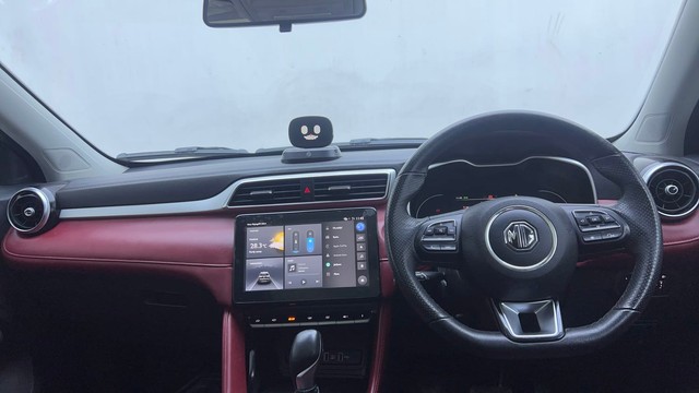 Second-hand 2022 MG Astor Savvy Sangria CVT for sale in Hyderabad-11