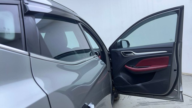 Second-hand 2022 MG Astor Savvy Sangria CVT for sale in Hyderabad-16