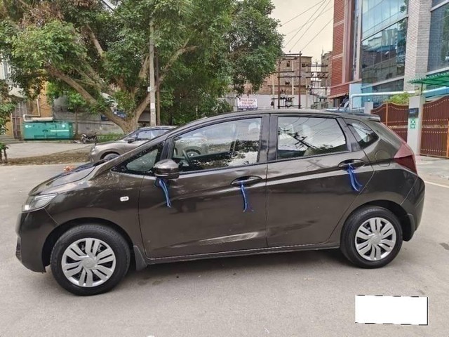 Honda Jazz 1.2 SV i VTEC Second-hand 2015 Honda Jazz 1.2 SV i VTEC for sale in Noida-5
