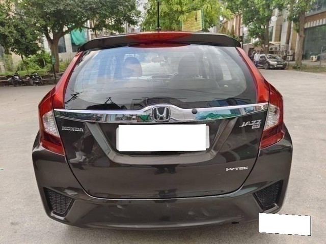 Honda Jazz 1.2 SV i VTEC Second-hand 2015 Honda Jazz 1.2 SV i VTEC for sale in Noida-3