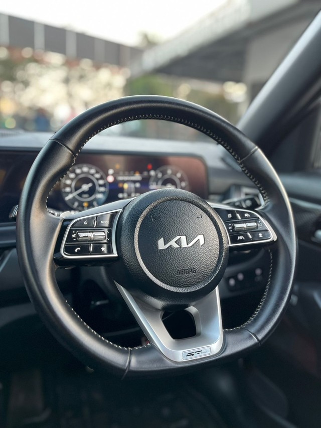 Second-hand 2024 Kia Seltos GTX Plus Diesel AT for sale in Surat-7