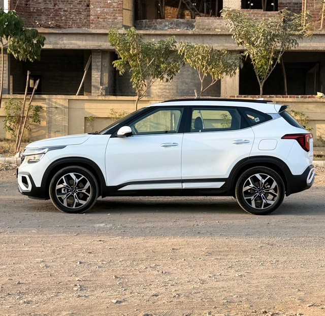 Second-hand 2024 Kia Seltos GTX Plus Diesel AT for sale in Surat-4