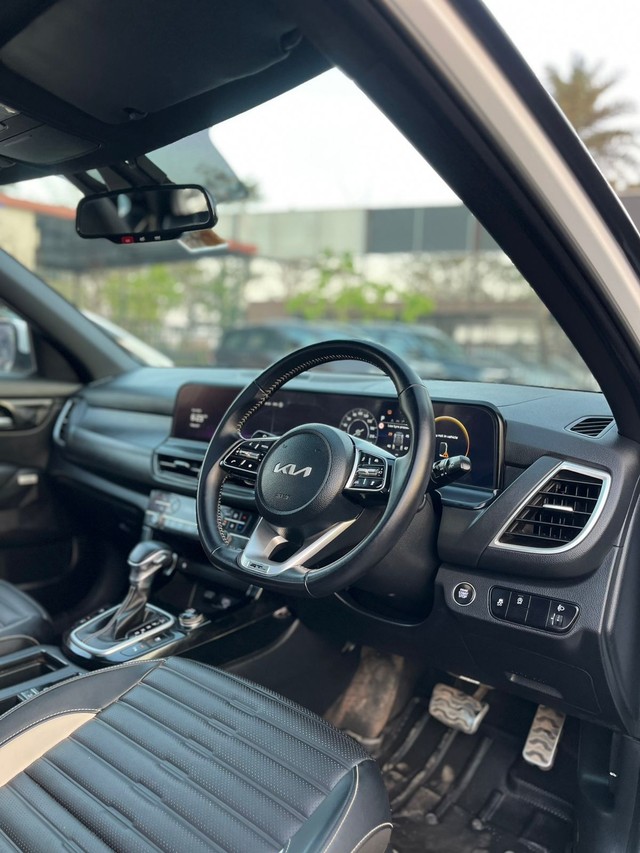 Second-hand 2024 Kia Seltos GTX Plus Diesel AT for sale in Surat-11