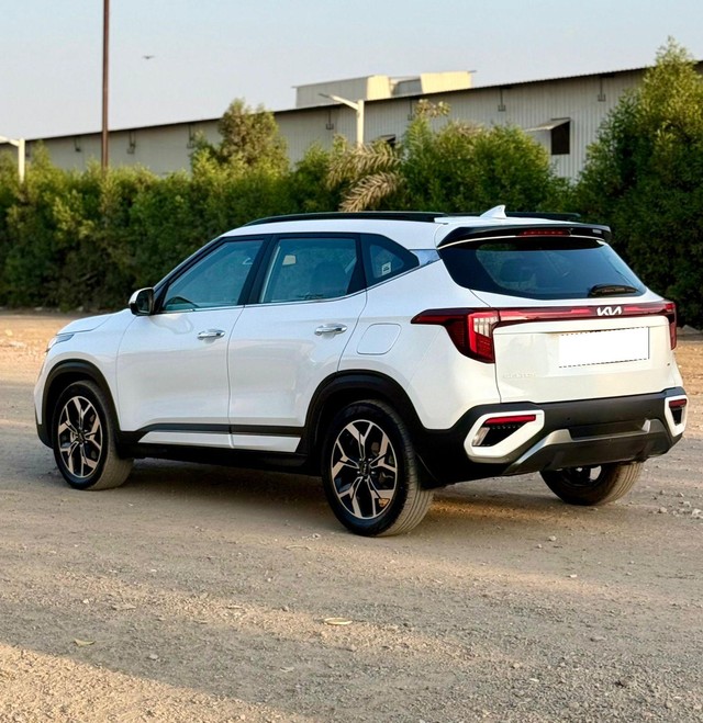 Second-hand 2024 Kia Seltos GTX Plus Diesel AT for sale in Surat-3