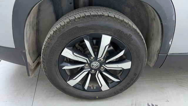 Second-hand 2020 MG Hector Sharp DCT for sale in Hyderabad-18