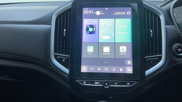 Second-hand 2020 MG Hector Sharp DCT for sale in Hyderabad-39