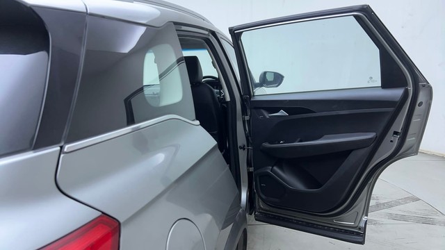 Second-hand 2020 MG Hector Sharp DCT for sale in Hyderabad-28