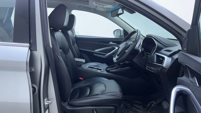 Second-hand 2020 MG Hector Sharp DCT for sale in Hyderabad-15