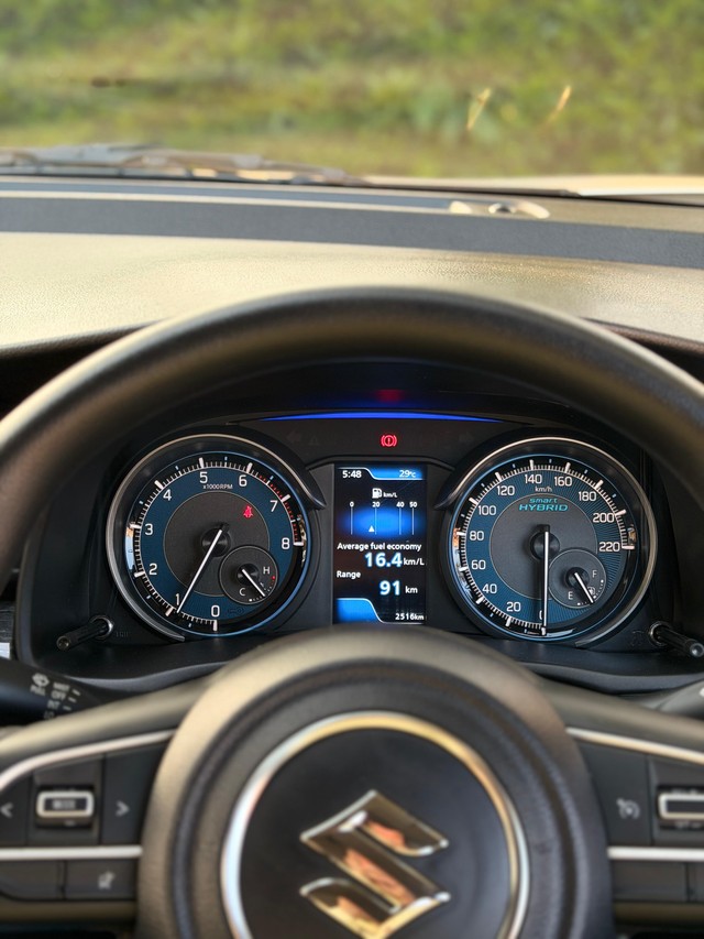 Maruti Suzuki XL6 Zeta Second-hand 2024 Maruti Suzuki XL6 Zeta for sale in Surat-11