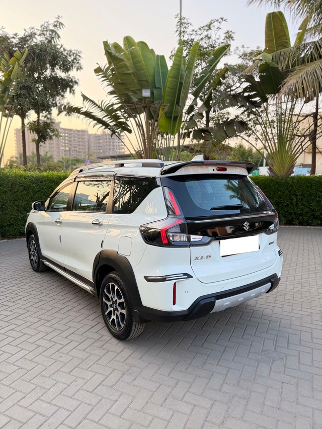 Maruti Suzuki XL6 Zeta Second-hand 2024 Maruti Suzuki XL6 Zeta for sale in Surat-9