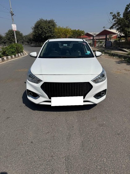 Hyundai Verna VTVT 1.6 SX Second-hand 2019 Hyundai Verna VTVT 1.6 SX for sale in New Delhi