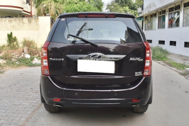 Second-hand 2017 Mahindra XUV500 AT W10 1.99 mHawk for sale in Gurgaon-5