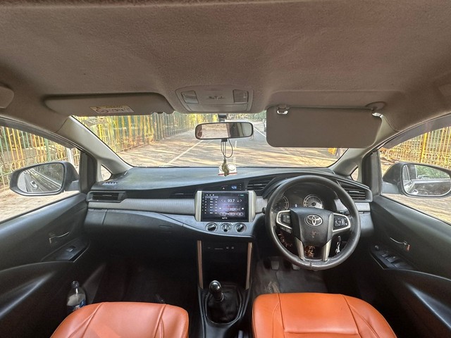 Toyota Innova Crysta 2.4 GX MT 8S BSIV Second-hand 2018 Toyota Innova Crysta 2.4 GX MT 8S BSIV for sale in Agra-4