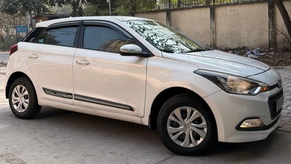 Second-hand 2016 Hyundai i20 Sportz 1.2 for sale in New Delhi