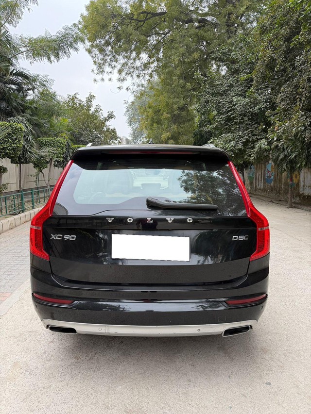 Second-hand 2019 Volvo XC90 D5 R-Design for sale in Agra-7