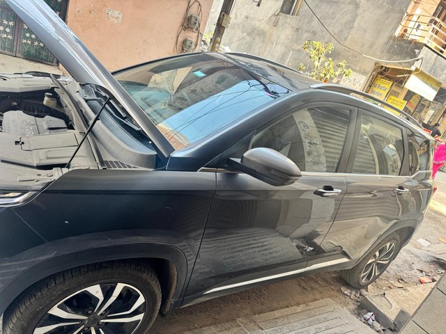 MG Hector Sharp Pro CVT 2023-2025 Second-hand 2024 MG Hector Sharp Pro CVT 2023-2025 for sale in New Delhi-3