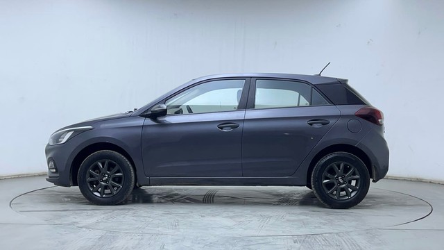 Second-hand 2020 Hyundai i20 Sportz Plus for sale in Hyderabad-6
