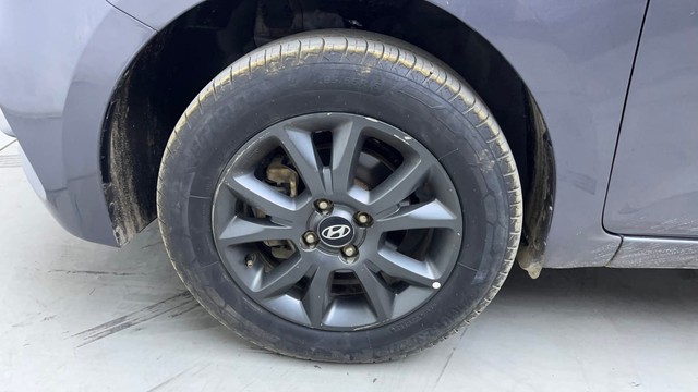 Second-hand 2020 Hyundai i20 Sportz Plus for sale in Hyderabad-20