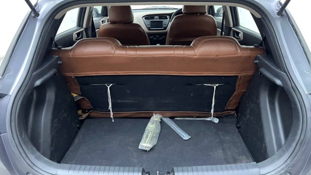 Second-hand 2020 Hyundai i20 Sportz Plus for sale in Hyderabad-9