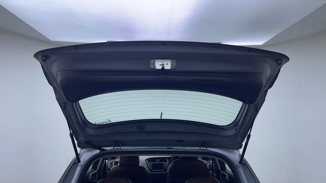 Second-hand 2020 Hyundai i20 Sportz Plus for sale in Hyderabad-32