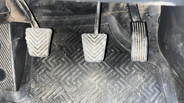 Second-hand 2020 Hyundai i20 Sportz Plus for sale in Hyderabad-14