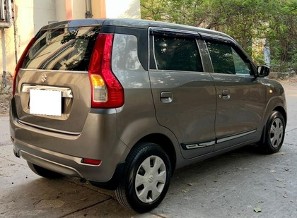 Second-hand 2019 Maruti Suzuki Wagon R VXI Opt for sale in New Delhi