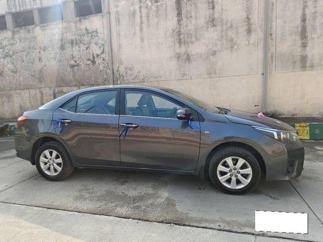 Second-hand 2015 Toyota Corolla Altis G AT for sale in Noida-1