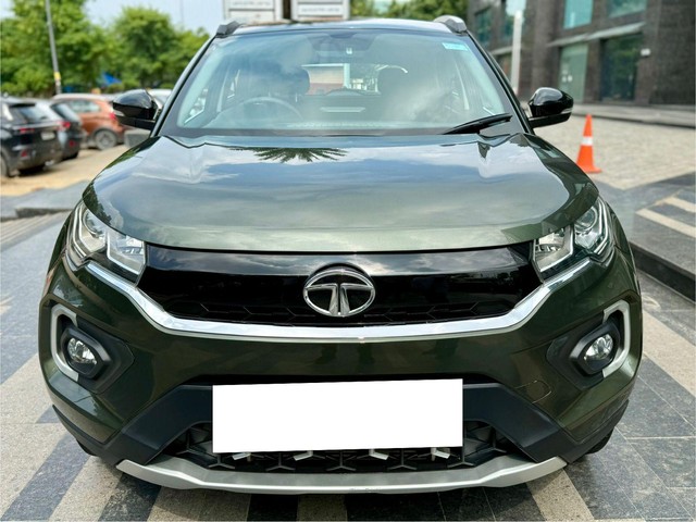 Second-hand 2023 Tata Nexon XZA Plus AMT for sale in New Delhi-0