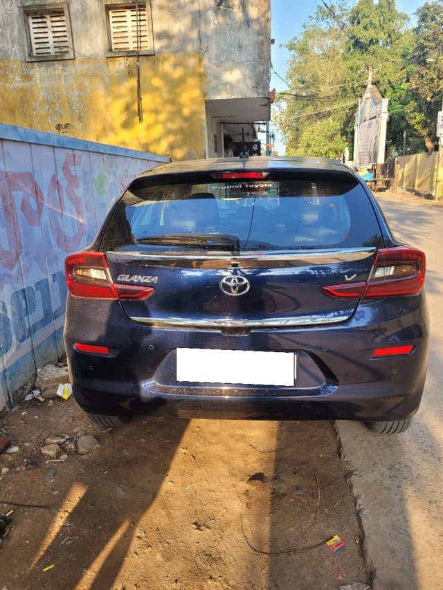 Toyota Glanza V Second-hand 2024 Toyota Glanza V for sale in Kakinada-1